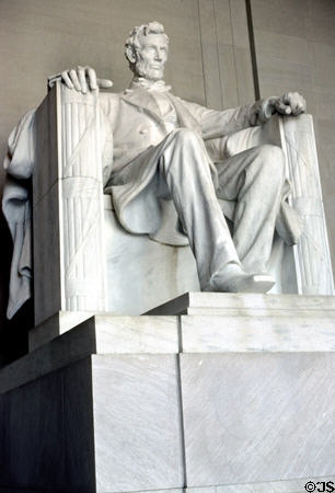 President Abraham Lincoln statue (1914-22) by Daniel Chester French in Lincoln Memorial. Washington, DC.