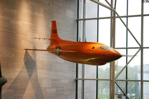Bell X-1, first aircraft to fly faster than speed of sound (1947) in Air & Space Museum. Washington, DC.