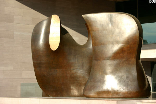 Knife Edge Mirror (1976-8) by Henry Moore at National Gallery of Art (east building). Washington, DC.