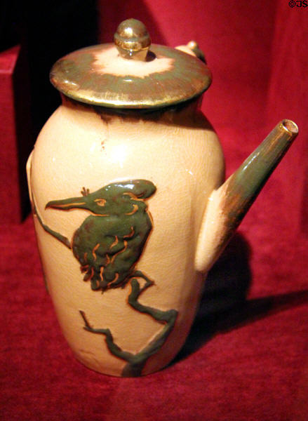 Glazed earthenware coffeepot (1883) by Rookwood Pottery, Cincinnati, OH at Smithsonian American Art Museum. Washington, DC.