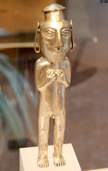 Inca silver standing male figure (1450-1540) at Dumbarton Oaks Museum. Washington, DC.