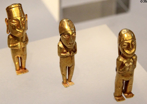 Inca gold standing figures (1450-1540) at Dumbarton Oaks Museum. Washington, DC.