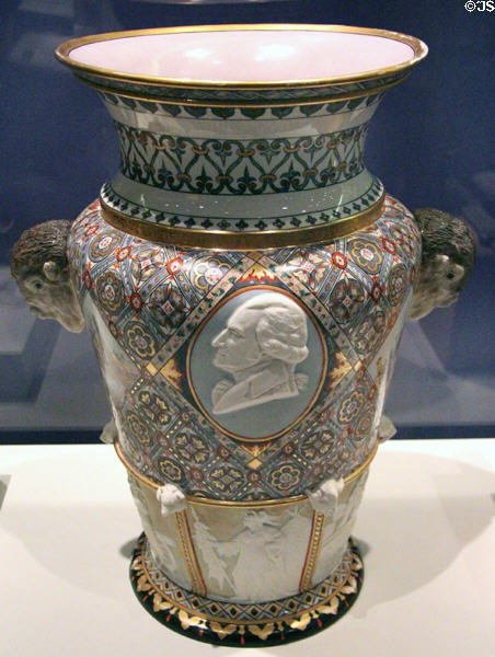 Century vase (1876) by Union Porcelain Works, Greenpoint, NY showed scenes of American history at National Museum of American History. Washington, DC.