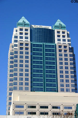 SunTrust Center facade. Orlando, FL.