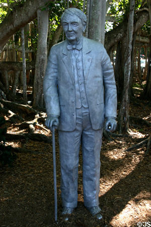 Statue of Thomas Edison in garden of Edison winter home. Fort Myers, FL.