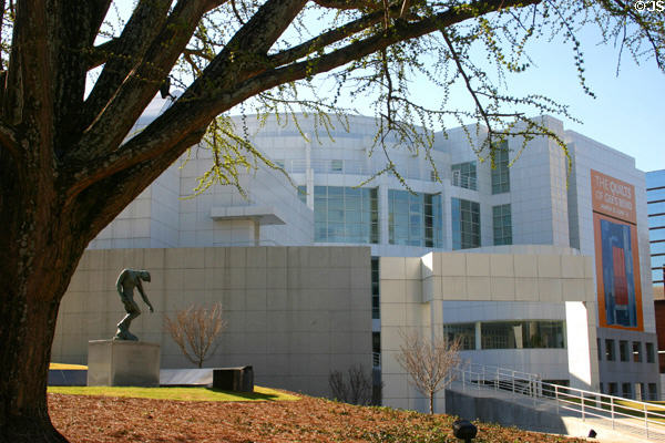 High Museum of Art viewed from Peachtree Street. Atlanta, GA.