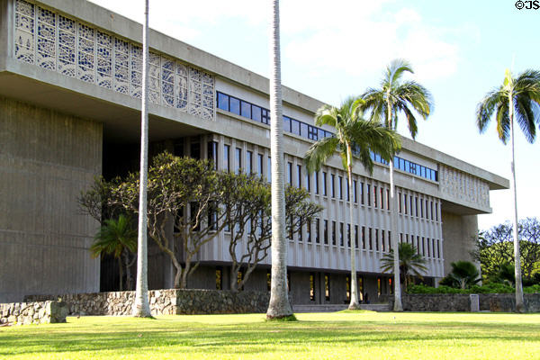 Facade of Kalanimoku Building. Honolulu, HI.