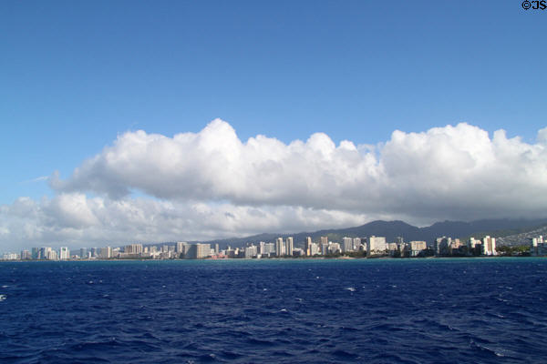 Skyline of Waikiki from Ala Moana through to Kapi''olani Park from sea. Waikiki, HI.
