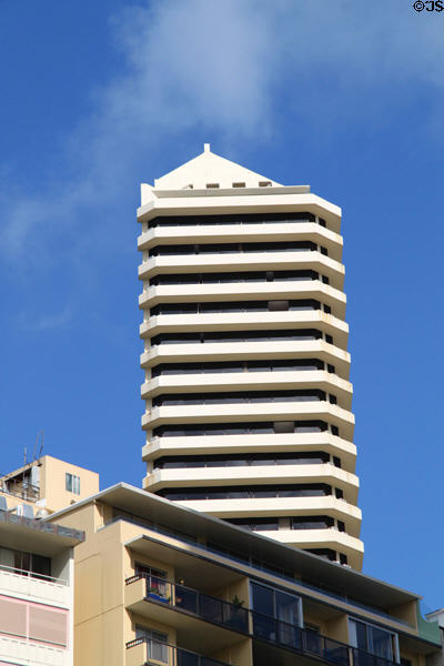 The Aqua Waikiki Marina Towers (1984) (39 floors) (1700 Ala Moana Blvd.). Waikiki, HI. Architect: Jo Paul Rognstad.
