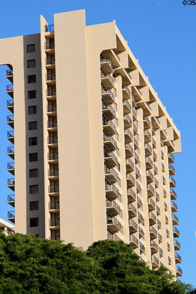 Four Paddle Condominiums (1973) (25 floors) (2140 Kuhio Ave.). Waikiki, HI. Architect: Lum, Miyamoto & Assoc..