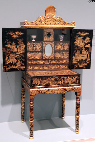 Chinese lacquer cabinet & writing table (c1830-5) (bonheur-du-jour) at Honolulu Academy of Arts. Honolulu, HI.