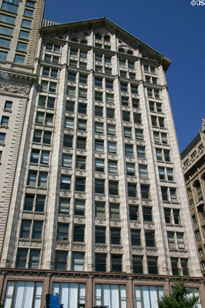 Monroe Building (1912) (16 floors) (104 South Michigan Ave.). Chicago, IL. Architect: Holabird & Roche.