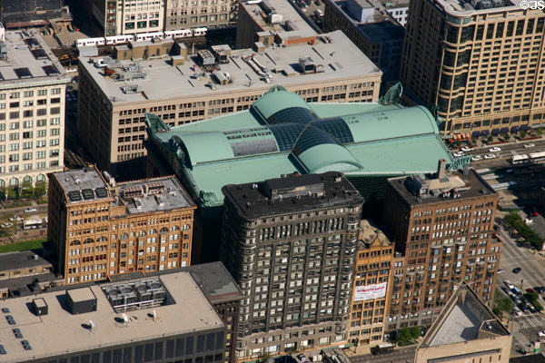 Green roof of Harold Washington Library Center behind Fisher, Old Colony, Plymouth & Manhattan buildings, the oldest skyscrapers in Chicago. Chicago, IL.