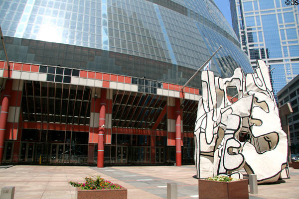 Monument à la bête debout (Monument to Standing Beast) (1984) by Jean Dubuffet at Thompson Center. Chicago, IL.