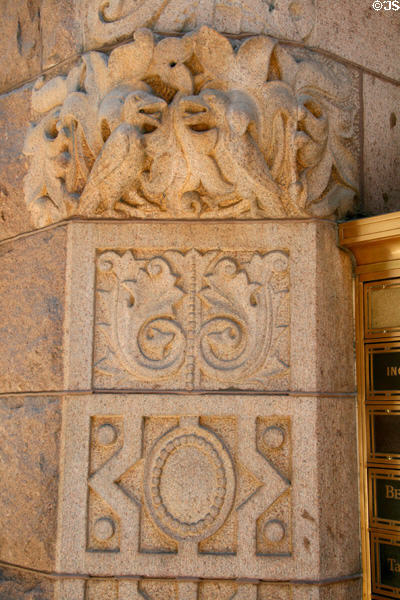 Carved stone birds on Rookery Building. Chicago, IL.