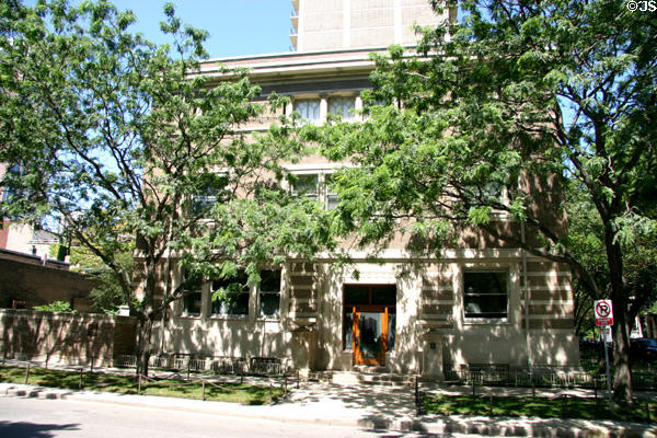 Albert Fridolin Madlener House (1902) (4 West Burton Pl.). Chicago, IL. Architect: Richard E. Schmidt & Hugh M.G. Garden.