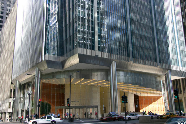Ground floor entrance of 111 South Wacker Drive. Chicago, IL.