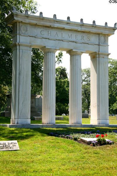 Monument (1924) to William J. Chalmers (1852-1938) business leader in Graceland Cemetery. Chicago, IL. Architect: Graham, Anderson, Probst & White.