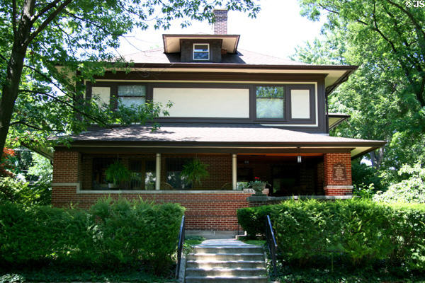 William Adams House (1900) (9326 S. Pleasant Ave.). Chicago, IL. Architect: Frank Lloyd Wright.