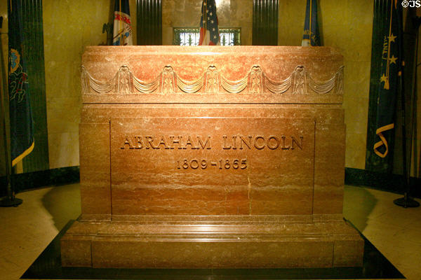 Abraham Lincoln's Tombstone (1808-65). Springfield, IL.