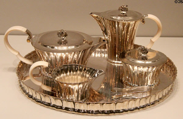 Silver tea & coffee service (c1916) by Josef Hoffmann for Wiener Werkstätte of Vienna, Austria at Art Institute of Chicago. Chicago, IL.