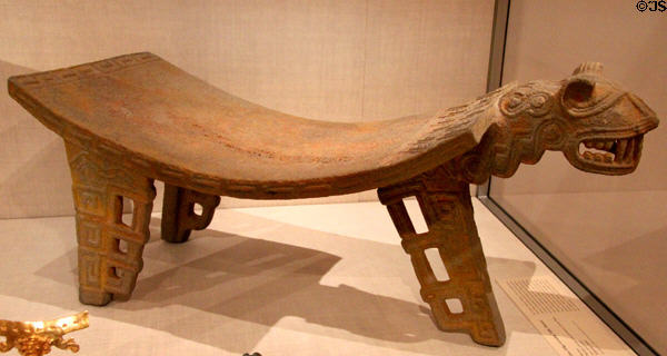 Feline effigy grinding table (Metate) (500-1000) from Nicoya, Costa Rica at Art Institute of Chicago. Chicago, IL.