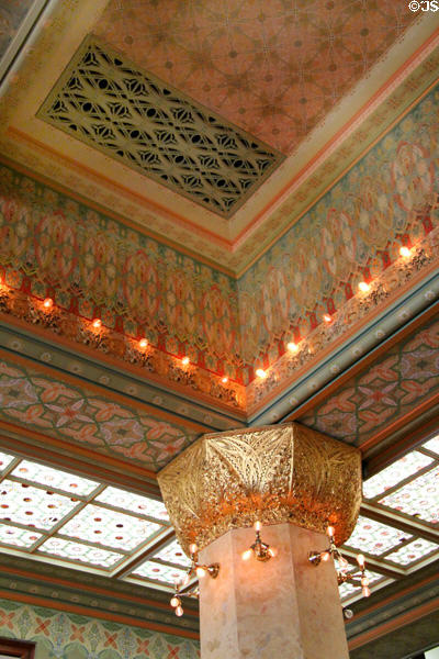 Ceiling design in trading room (1893-4) from demolished Chicago Stock Exchange by Louis H. Sullivan & Dankmar Adler at Art Institute of Chicago. Chicago, IL.