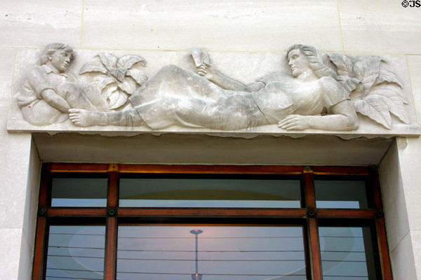 Carving of woman reading to young boy among tobacco crop on U.S. Post Office (1939). Covington, KY.