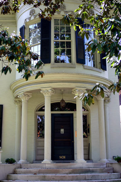 Charles Compton House (1901) (1436 St. James Court) with round portico. Louisville, KY.