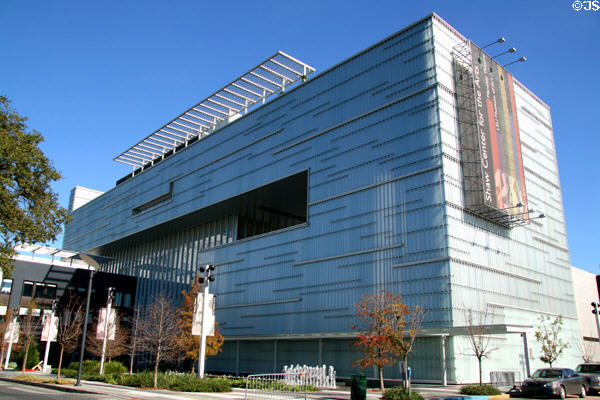 Shaw Center for the Arts (2005) (402 N. 4th St.). Baton Rouge, LA. Architect: Warren Schwartz of Schwartz/Silver Architects.