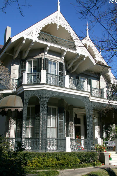 Koch-Mays House (1860-70) (2627 Coliseum St.) in Garden District. New Orleans, LA.
