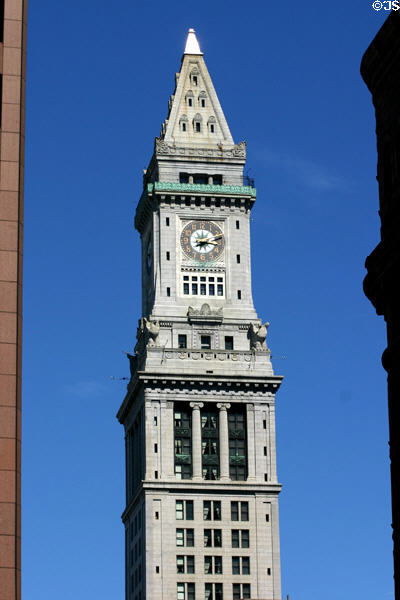 Custom House Tower (1915) (32 floors) (Central St.). Boston, MA. Architect: Peabody & Stearns.