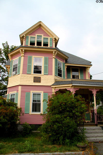 Bette Davis birthplace (1908) house (22 Chester St.). Lowell, MA. Style: Queen Anne.
