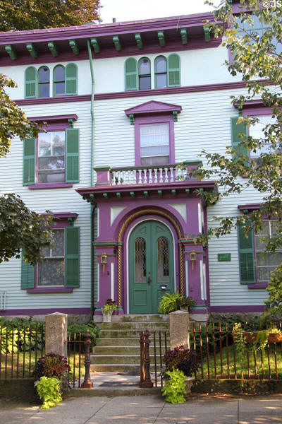Jireh Swift Jr. house (1865) (96 Madison St.). New Bedford, MA. Style: Italianate.