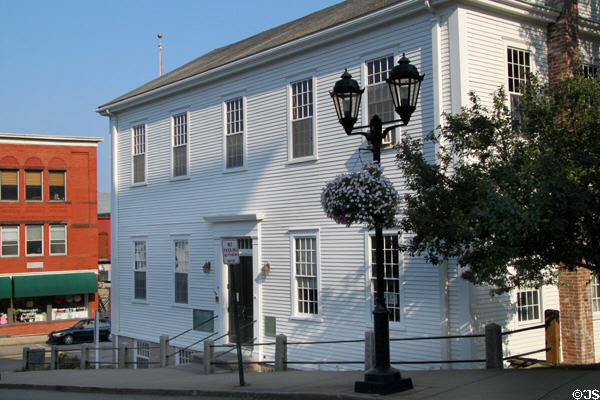 1749 Court House & Museum (1749) (4 Town Square). Plymouth, MA.
