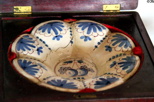 Delft Finger Bowl (1650-70) at Jabez Howland House. Plymouth, MA.
