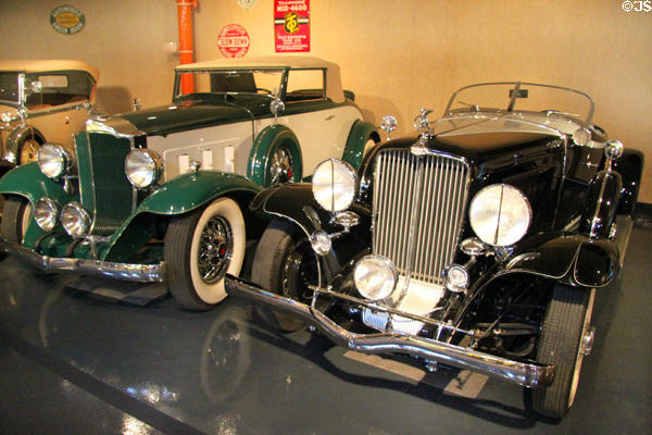 Auburn Boattail Speedster (1932) & Packard 900M Coupe Roadster (1932) at Heritage Plantation Auto Museum. Sandwich, MA.