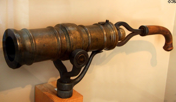 Howitzer from Constitution (1794-1801) probably cast by Paul Revere at USS Constitution Museum. Boston, MA.