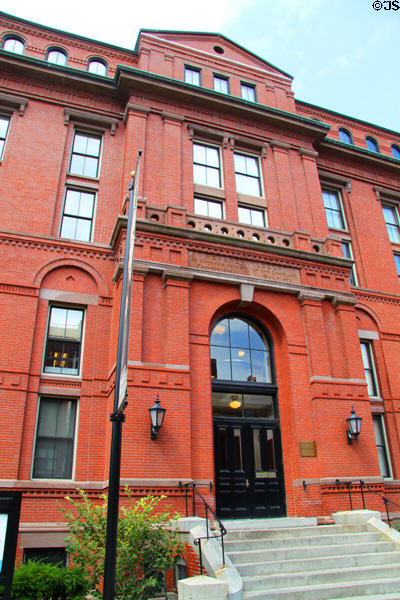 Peabody Museum of American Archeology & Ethnology (1877) (11 Divinity Ave.). Cambridge, MA.