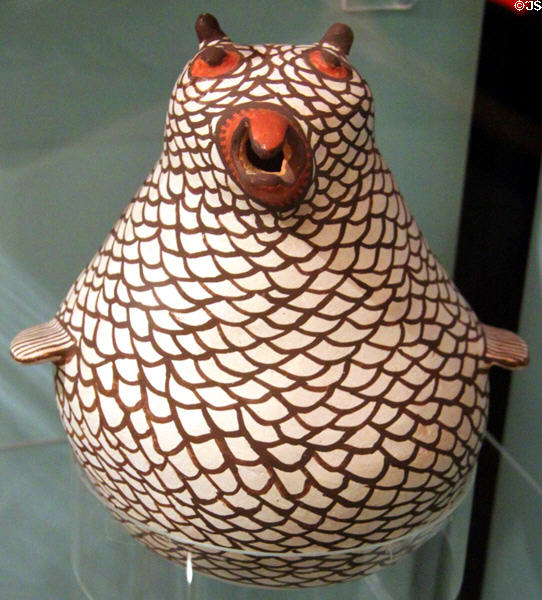 Zuni ceramic owl (c1953) at Peabody Museum. Cambridge, MA.