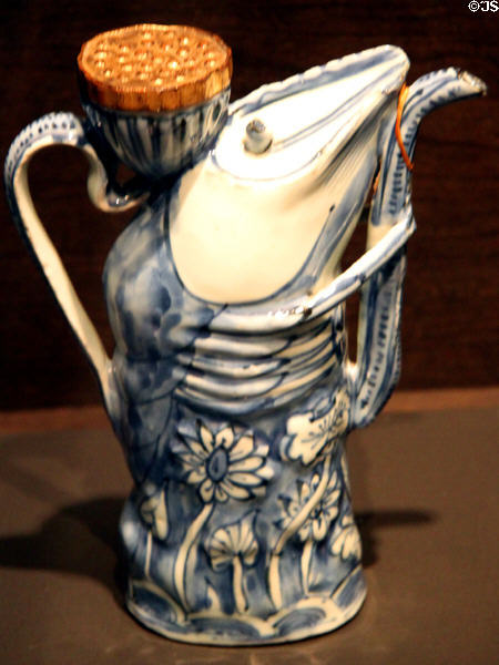 Chinese export crayfish figure ewer (1580-1590) from Jingdezhen at Peabody Essex Museum. Salem, MA.
