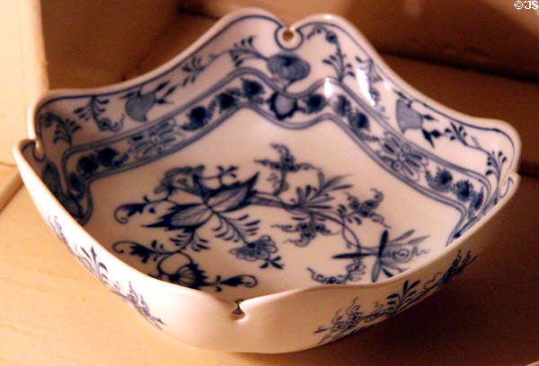 Porcelain Meissen bowl with blue onion pattern at Peacefield. Quincy, MA.
