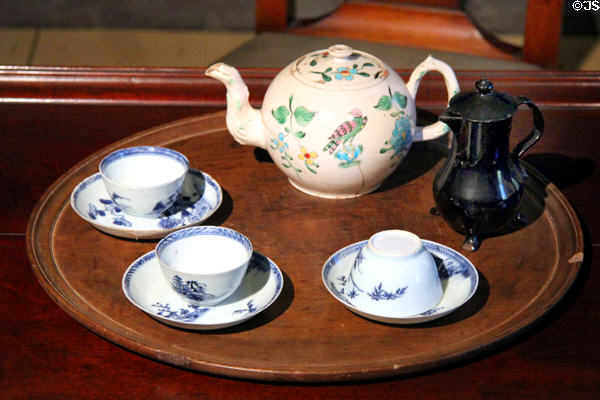 Chinese porcelain cups, saucers & teapot (1740-60), earthenware English cream pot (c1760) at Concord Museum. Concord, MA.