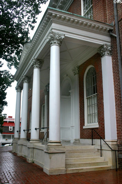Portico of Maryland State Capital. Annapolis, MD.