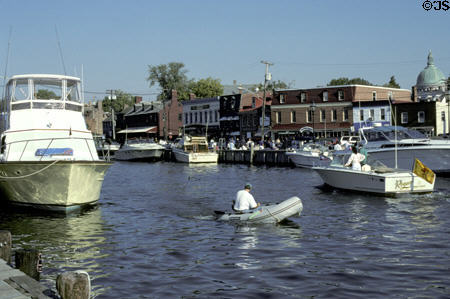 Annapolis town harbor. Annapolis, MD.