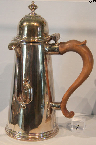 Silver coffeepot (c1724) by John White of England at Detroit Institute of Arts. Detroit, MI.