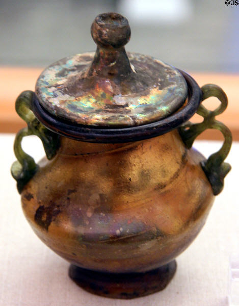 Roman glass jar (300s-400s CE) at Detroit Institute of Arts. Detroit, MI.