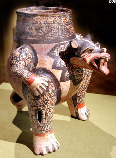 Nicoya-Guanacaste culture ceramic jar in form of Jaguar (1000-1500) from Costa Rica at Detroit Institute of Arts. Detroit, MI.