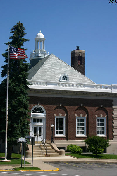 Hillsdale Post Office (1912) (Broad & North St.). Hillsdale, MI.
