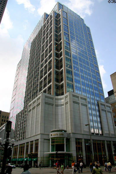 Fifty South Sixth Street (2001) (30 floors). Minneapolis, MN. Architect: Kendall/Heaton Assoc. + Skidmore, Owings & Merrill.